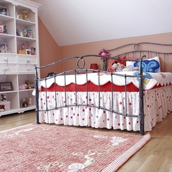 Kvalitn romantick postel vyhotovena do dtskho pokoje - romantick nbytek