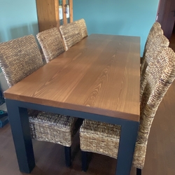 Moderner geschmiedeter Tisch mit Holz hergestellt in UKOVMI  hochwertiges Mbel