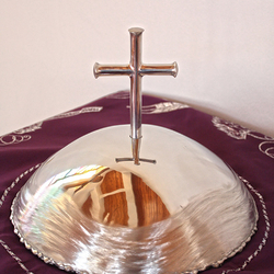 Nerezov kryt na krstitenicu - vyroben do kostola