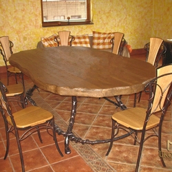 Кованый стол и стулья для взыскательныx клиентов