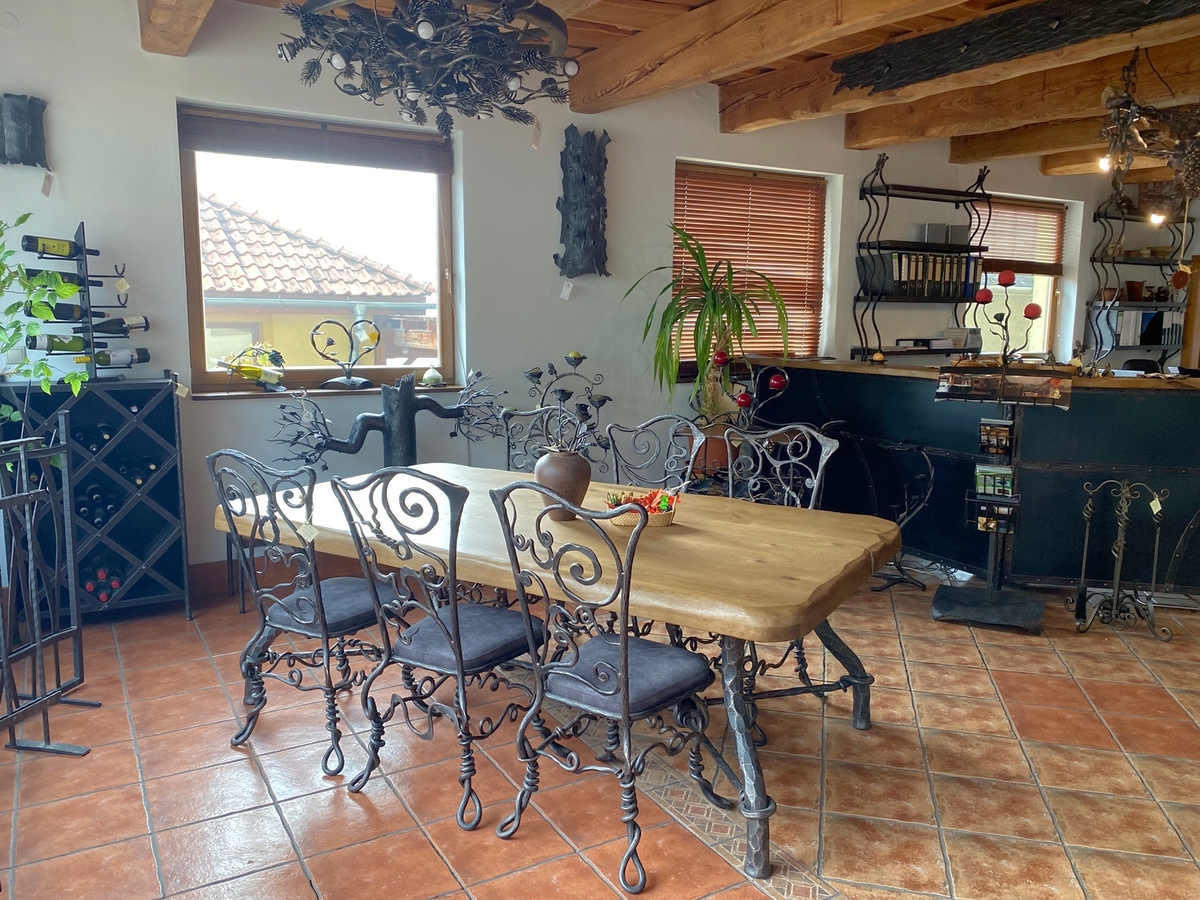 Poriadny stôl